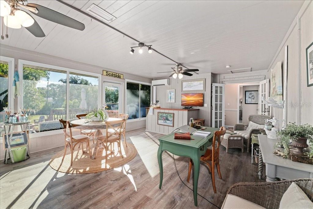 Image 29 of property listing at 1407 21ST STREET W, Bradenton, FL 34205