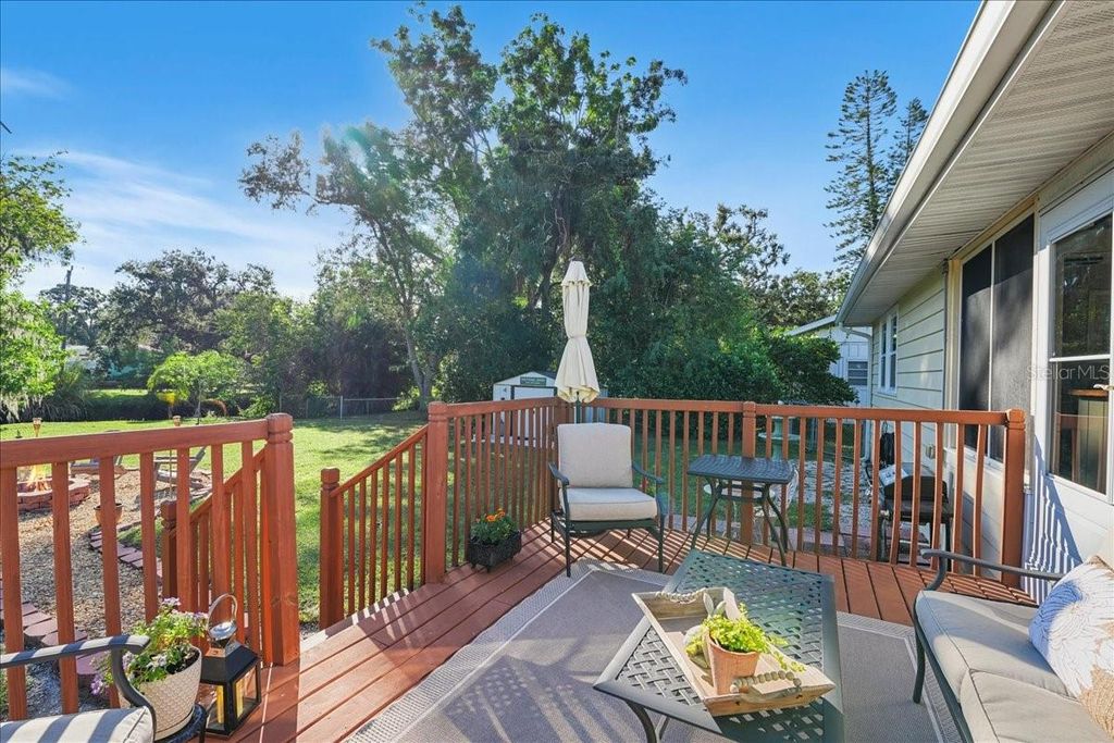 Image 30 of property listing at 1407 21ST STREET W, Bradenton, FL 34205