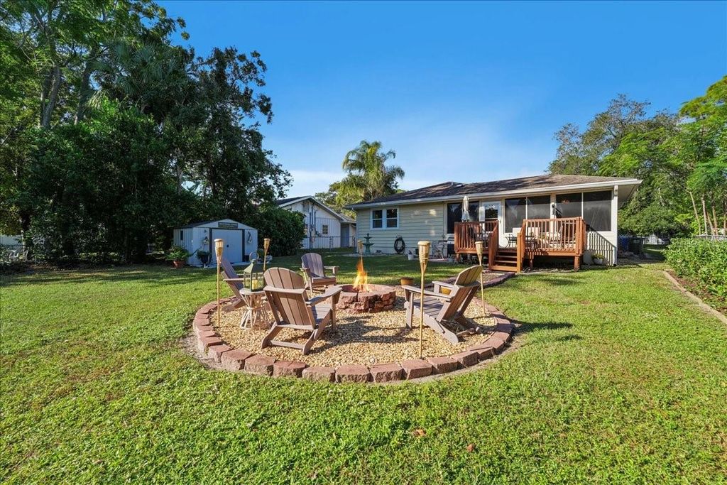 Image 33 of property listing at 1407 21ST STREET W, Bradenton, FL 34205