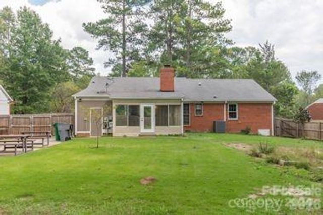 7115 Powder Mill Place, Charlotte, NC 28277