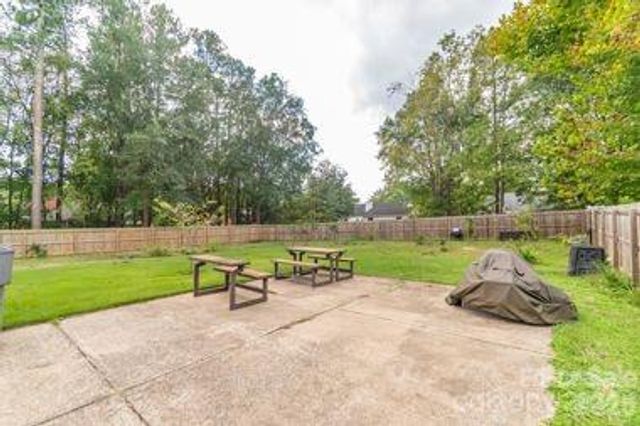 7115 Powder Mill Place, Charlotte, NC 28277