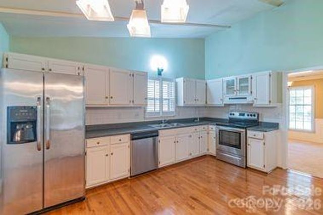 7115 Powder Mill Place, Charlotte, NC 28277