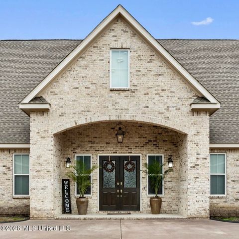 7411 Woodland Drive, Pass Christian, MS 39571