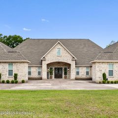 7411 Woodland Drive, Pass Christian, MS 39571