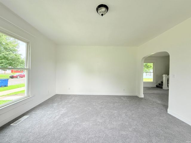 1323 W Euclid Avenue, Marion, IN 46952