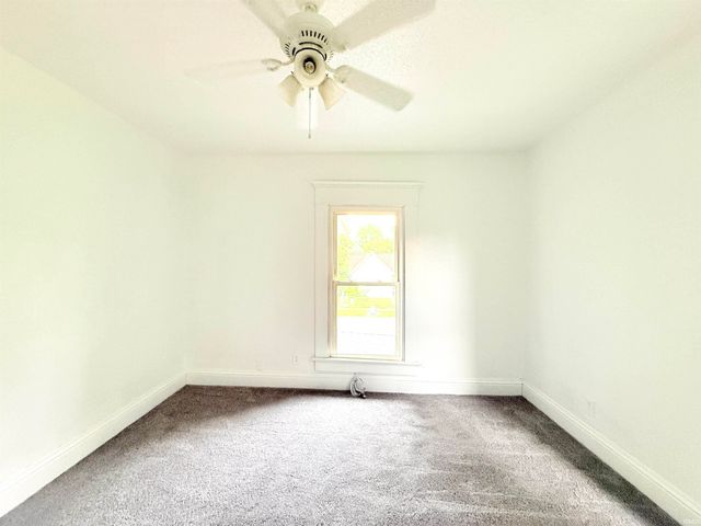 1323 W Euclid Avenue, Marion, IN 46952