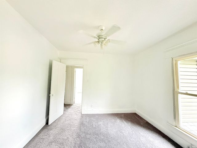 1323 W Euclid Avenue, Marion, IN 46952
