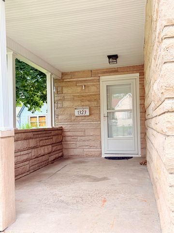 1323 W Euclid Avenue, Marion, IN 46952