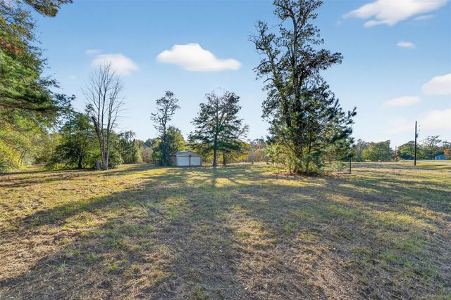 230 County Road 3373, Cleveland, TX 77327