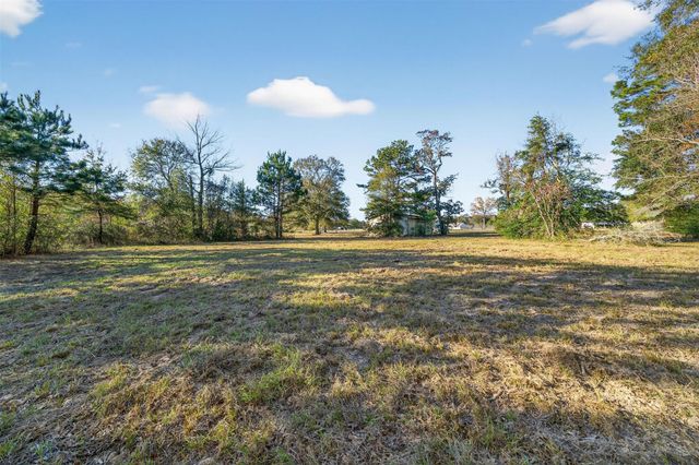 230 County Road 3373, Cleveland, TX 77327