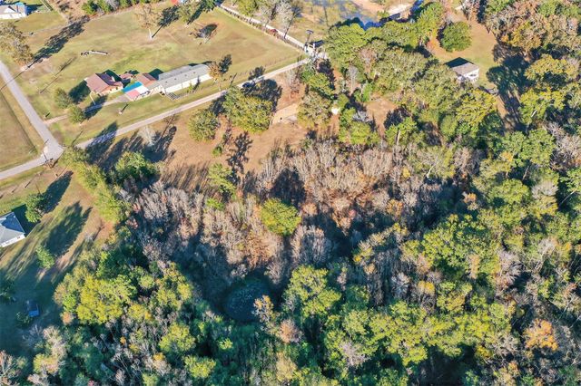 230 County Road 3373, Cleveland, TX 77327