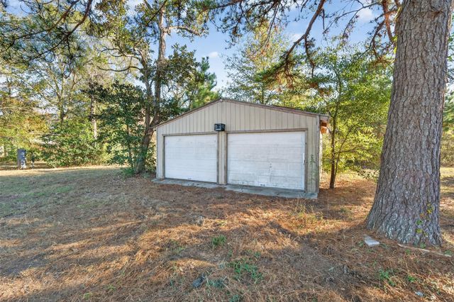 230 County Road 3373, Cleveland, TX 77327