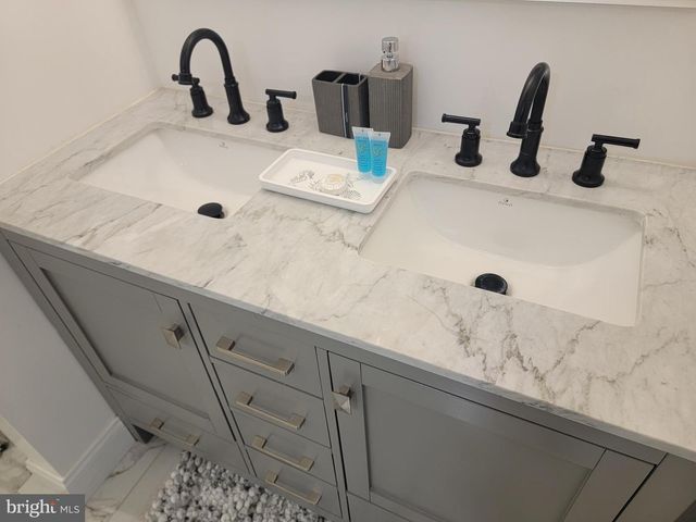 401 S ANN ST, Baltimore, MD 21231