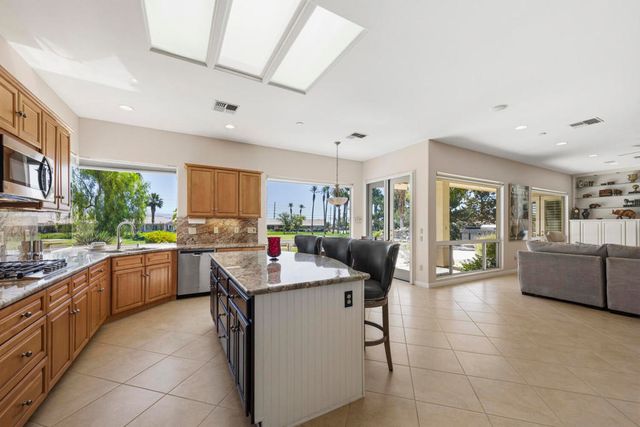 36824 Emerald, Palm Desert, CA 92211