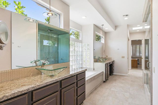 36824 Emerald, Palm Desert, CA 92211