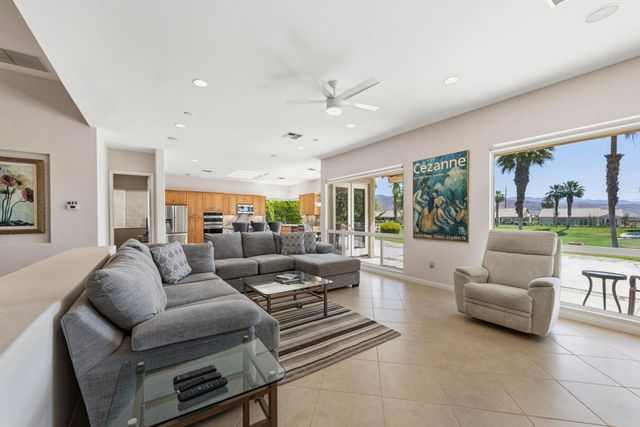 36824 Emerald, Palm Desert, CA 92211
