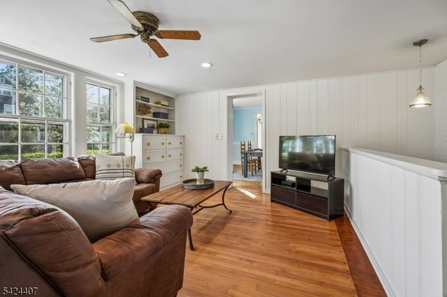 73 Harvard Ave, Maplewood Twp., NJ 07040
