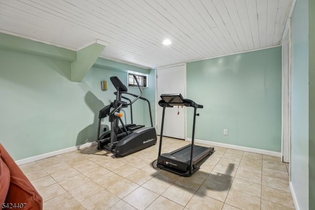 73 Harvard Ave, Maplewood Twp., NJ 07040
