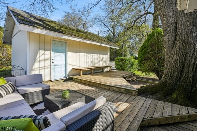 73 Harvard Ave, Maplewood Twp., NJ 07040