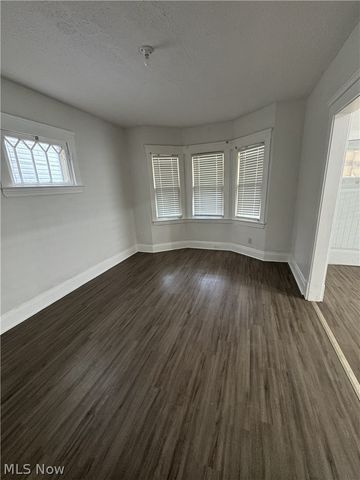 10209 Elwell Avenue, Cleveland, OH 44104