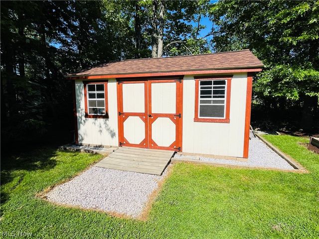 675 Bridle Court, Geneva, OH 44041