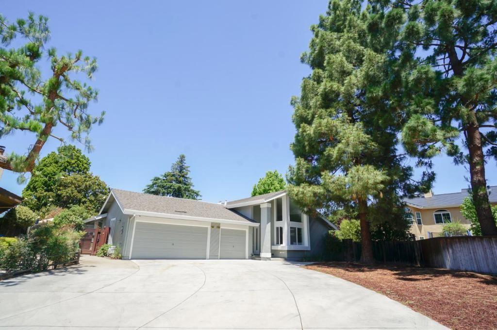 Image 1 of property listing at 2968 Woodgate Court, San Jose, CA 95118