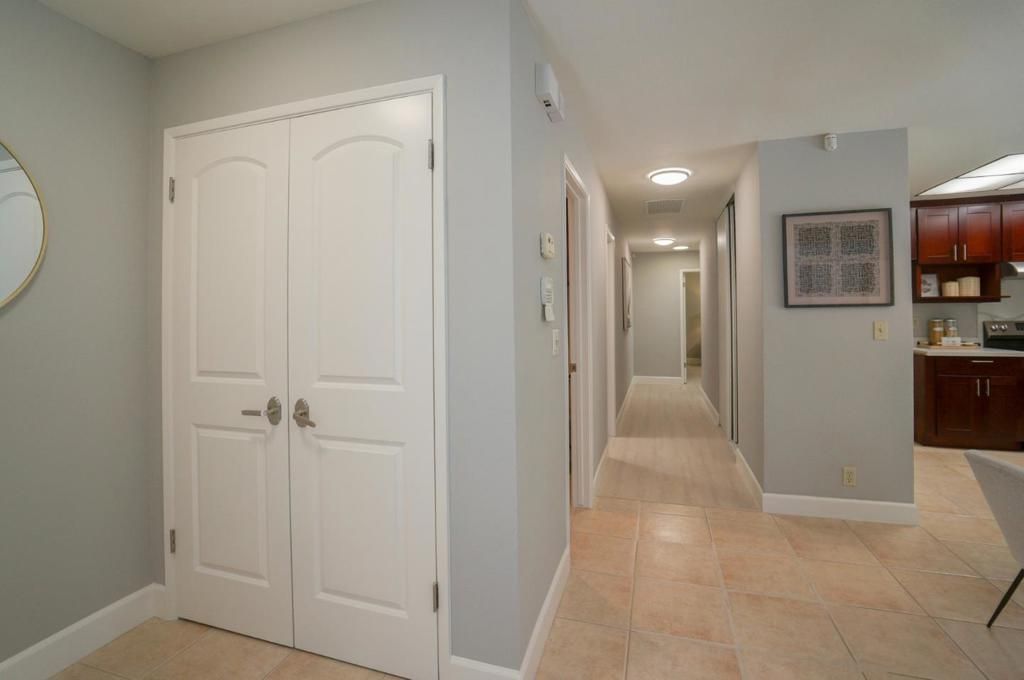 Image 7 of property listing at 2968 Woodgate Court, San Jose, CA 95118