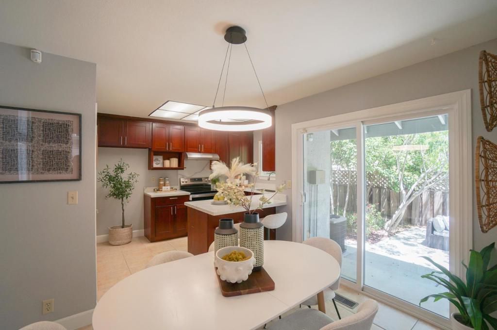 Image 9 of property listing at 2968 Woodgate Court, San Jose, CA 95118