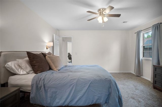 3715 W Rozell Street, Rogers, AR 72756