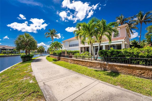 3341 SUNSET KEY CIRCLE, Punta Gorda, FL 33955