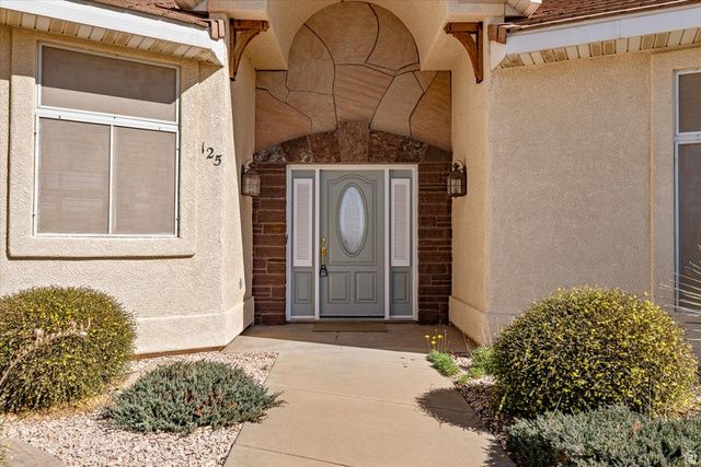 125 S 2330 W, Hurricane, UT 84737