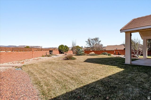 125 S 2330 W, Hurricane, UT 84737