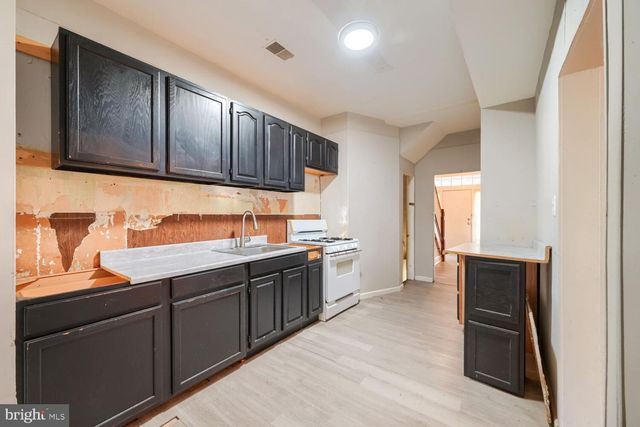 3110 LAWNVIEW AVE, Baltimore, MD 21213