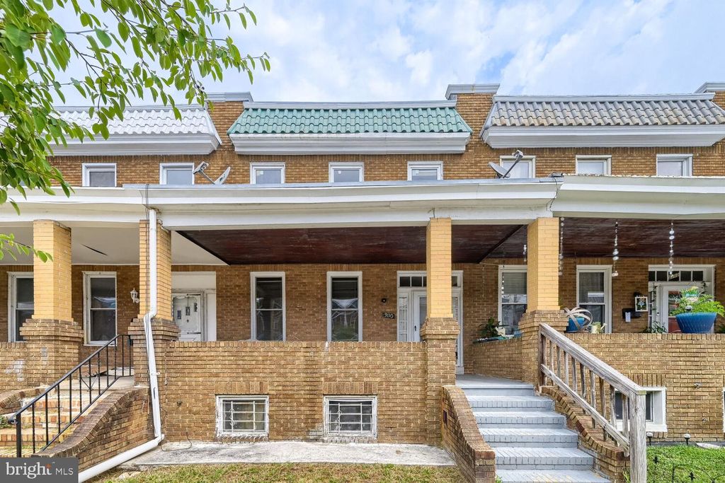 3110 LAWNVIEW AVE, Baltimore, MD 21213