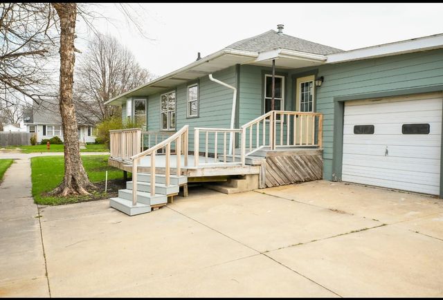 1604 Mamie Eisenhower Avenue, Boone, IA 50036