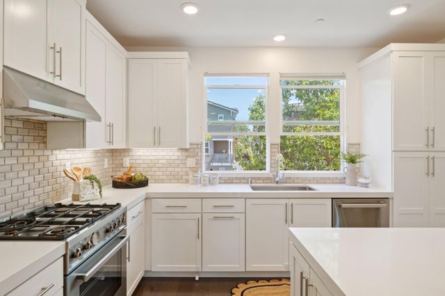 2239 Mora Place, Mountain View, CA 94040