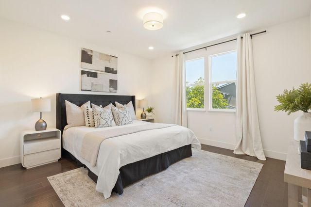 2239 Mora Place, Mountain View, CA 94040