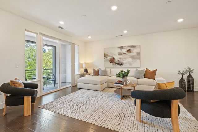 2239 Mora Place, Mountain View, CA 94040