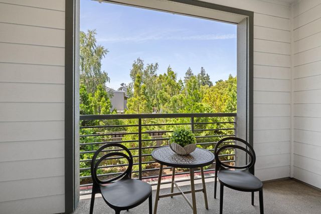 2239 Mora Place, Mountain View, CA 94040