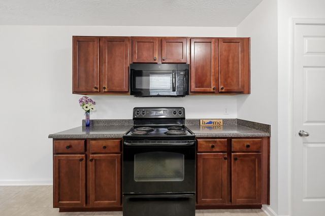 1329 Harrington Court, Lexington, KY 40511