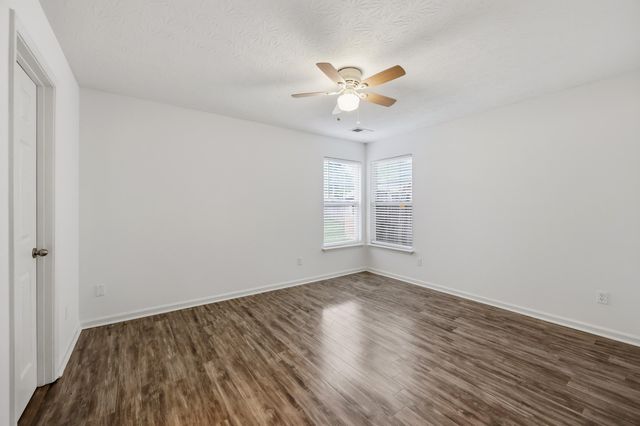 1329 Harrington Court, Lexington, KY 40511