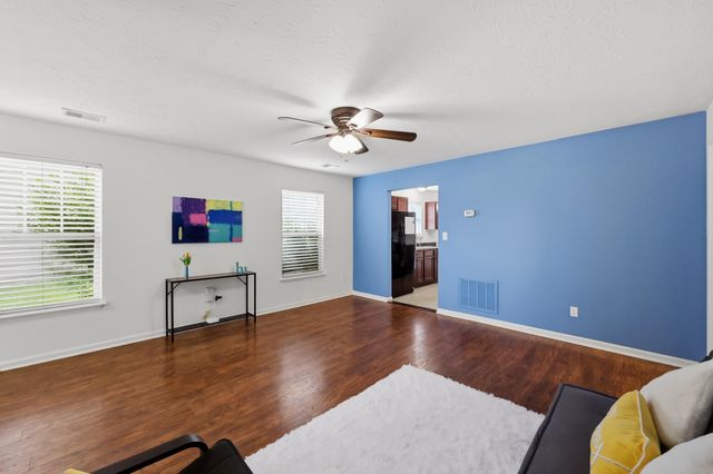 1329 Harrington Court, Lexington, KY 40511