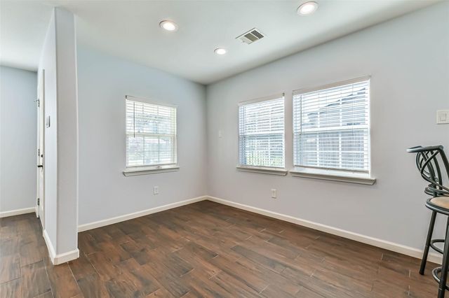 7341 Oak Hill Drive, Houston, TX 77087