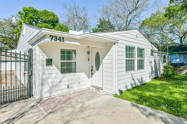 7341 Oak Hill Drive, Houston, TX 77087