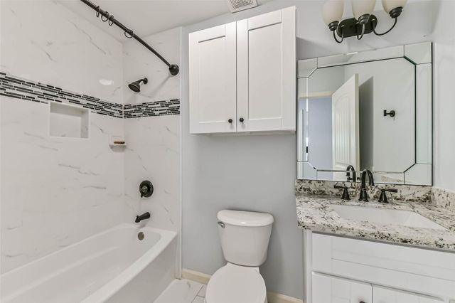 7341 Oak Hill Drive, Houston, TX 77087