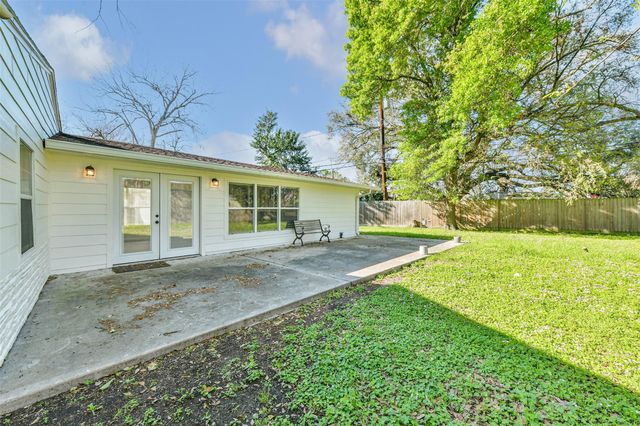 7341 Oak Hill Drive, Houston, TX 77087