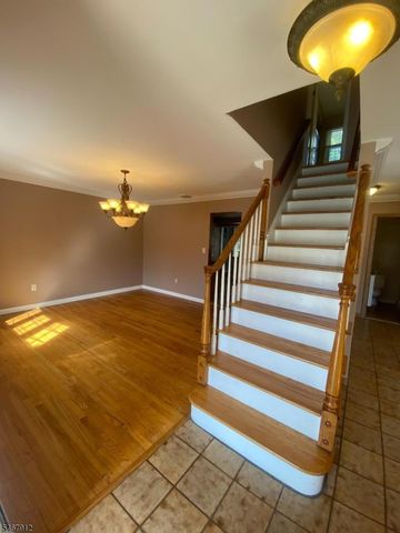 30 Burnett Pl, Nutley Twp., NJ 07110