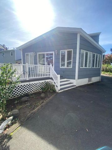 30 Burnett Pl, Nutley Twp., NJ 07110