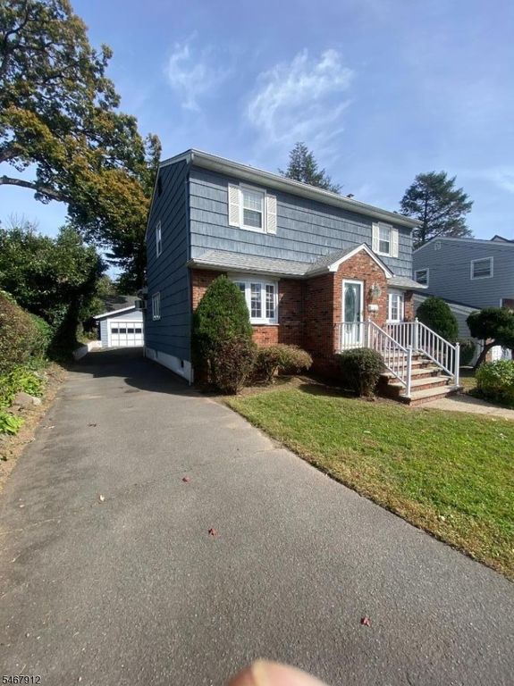 30 Burnett Pl, Nutley Twp., NJ 07110