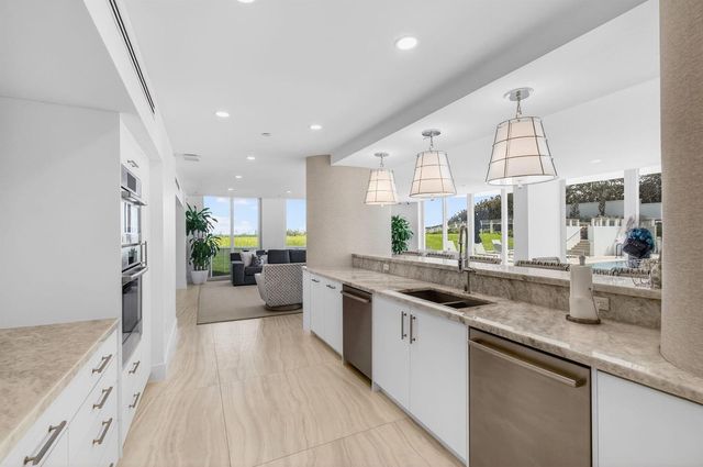 350 S Ocean Boulevard 3-C, Boca Raton, FL 33432